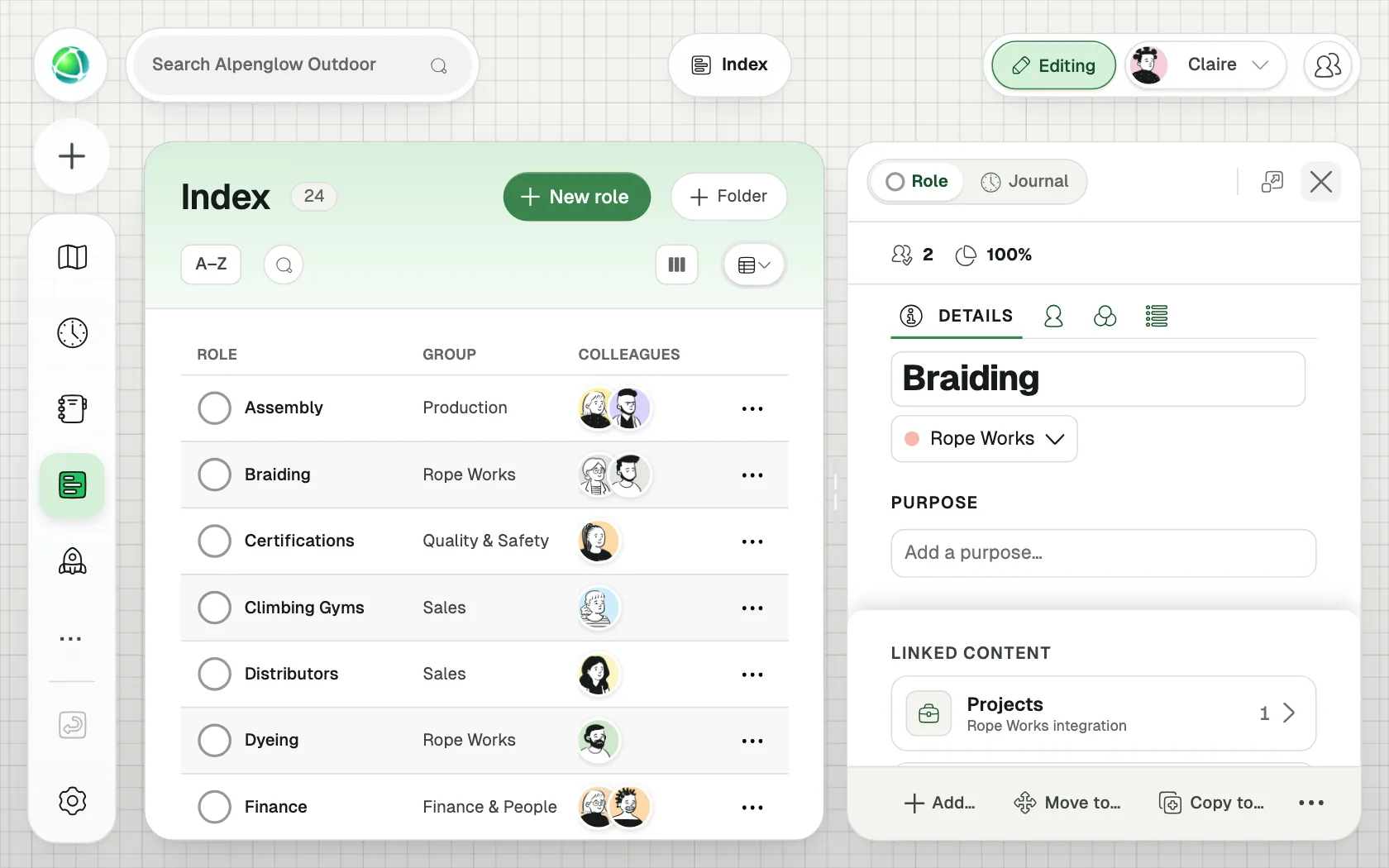 Index toont elke rol; open er een om die te bewerken zonder de lijst te verlaten. De app Index met elke rol, de groep en de mensen die de rol vervullen, met de rol Braiding geopend in de editor die rechts is vastgezet.